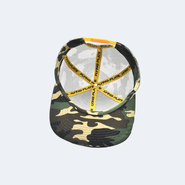 Flying Plate Truckerkappe camo unten